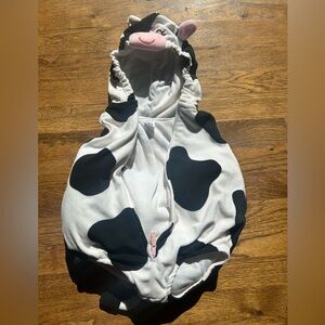 6-9 mos. Cow costume